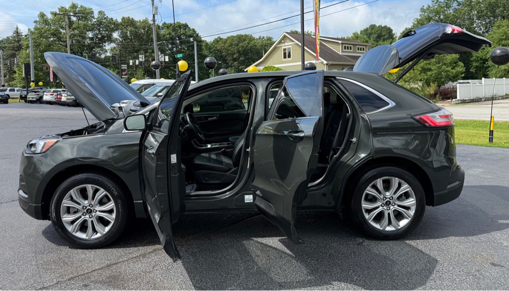 2024 Ford Edge Image 35