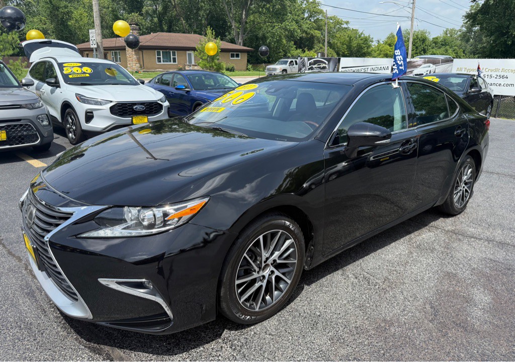 2017 Lexus ES 350 Image 3
