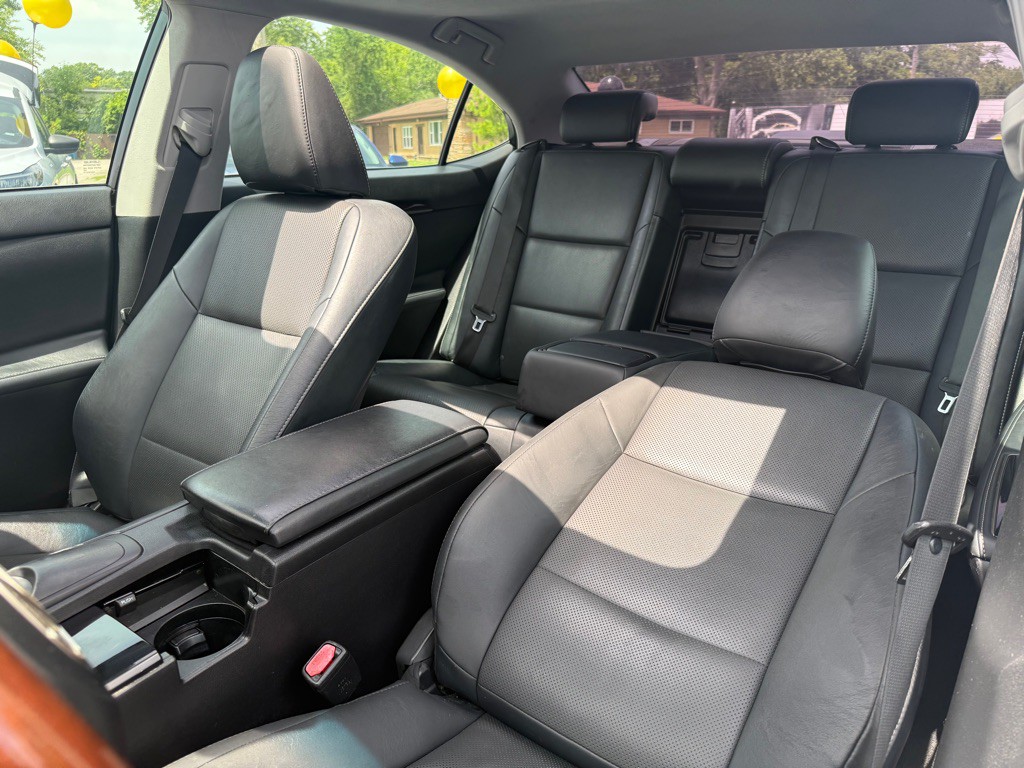 2017 Lexus ES 350 Image 26