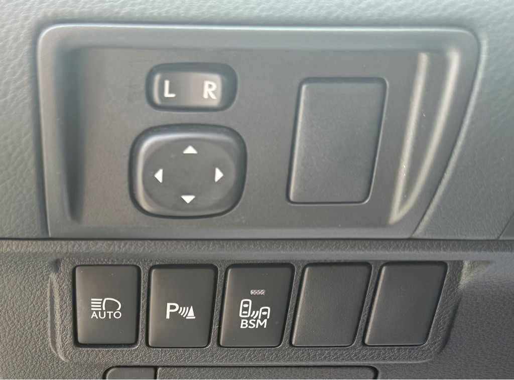 2017 Lexus ES 350 Image 30