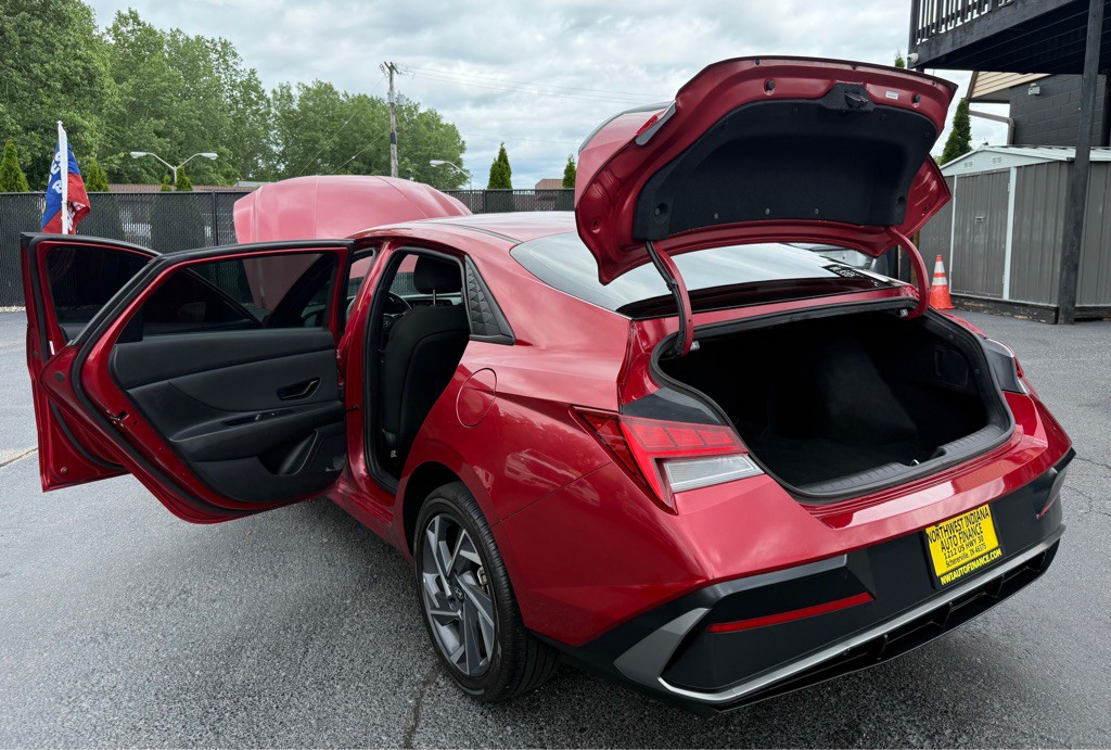 2025 Hyundai Elantra Image 29