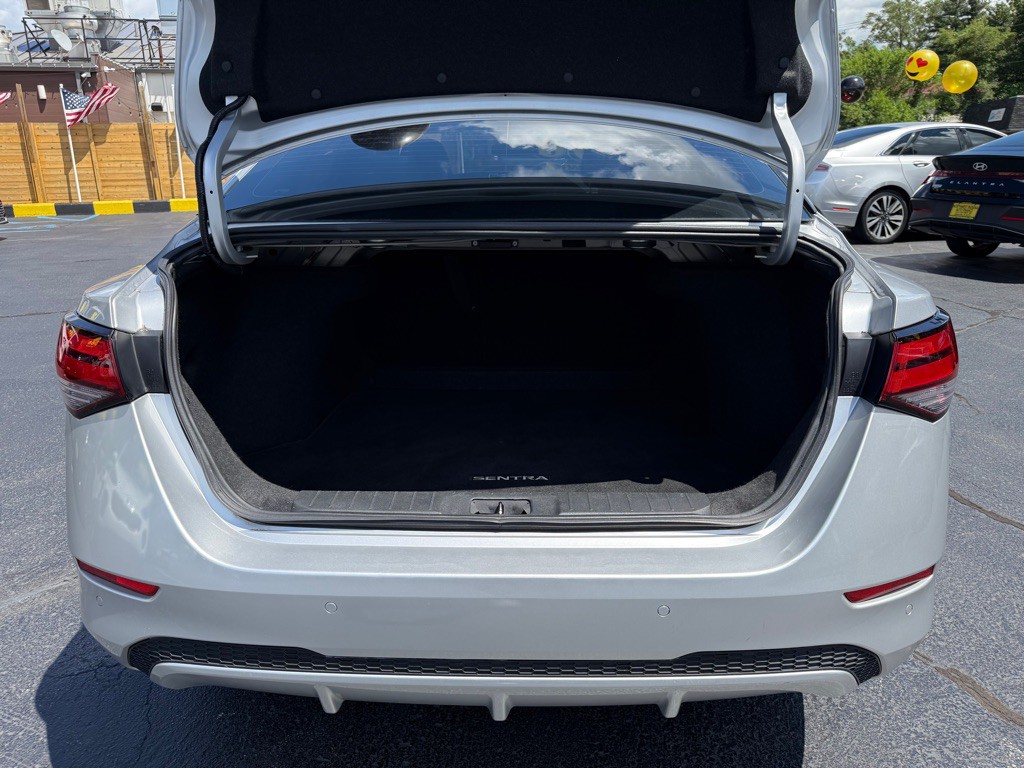 2023 Nissan Sentra Image 13
