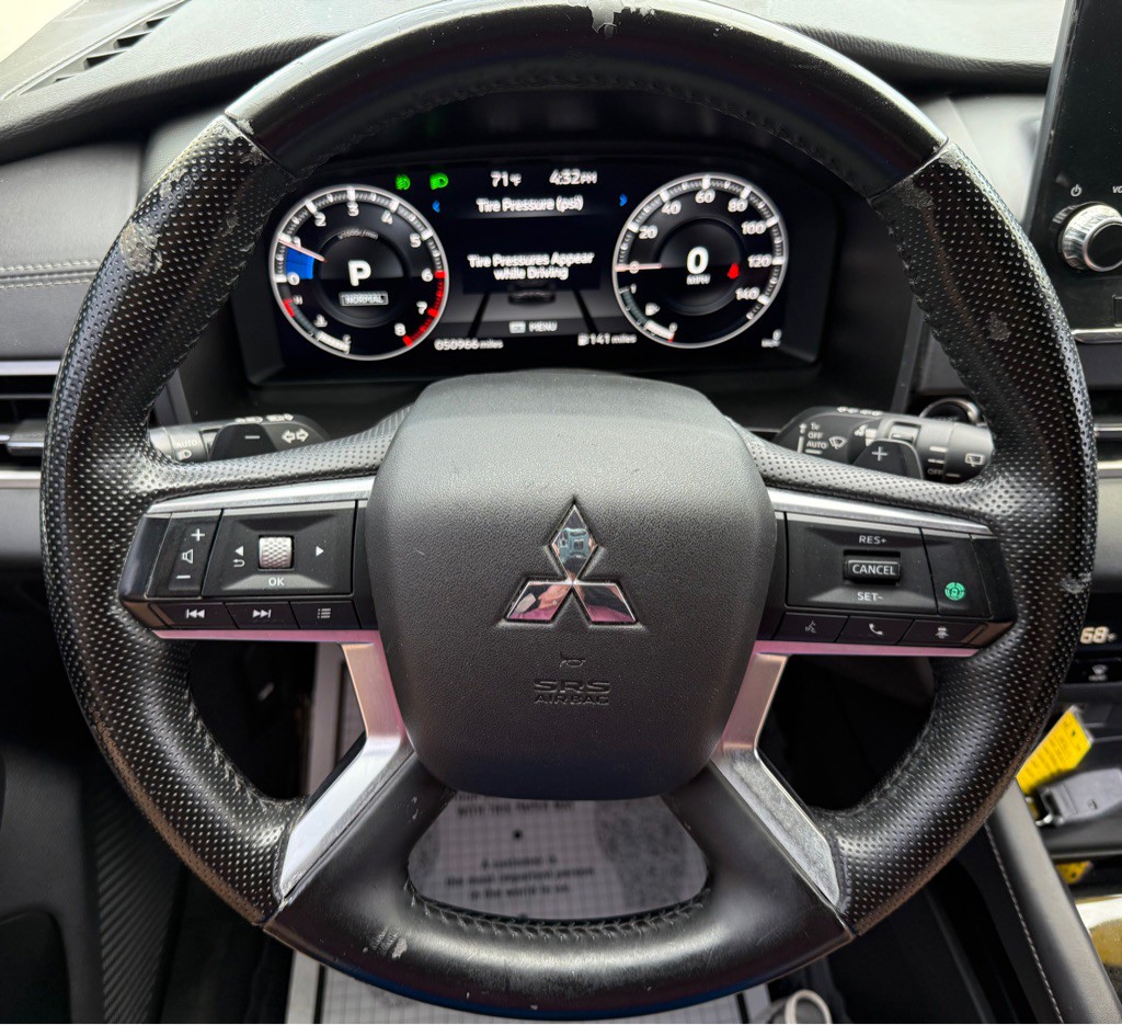 2024 Mitsubishi Outlander Image 20