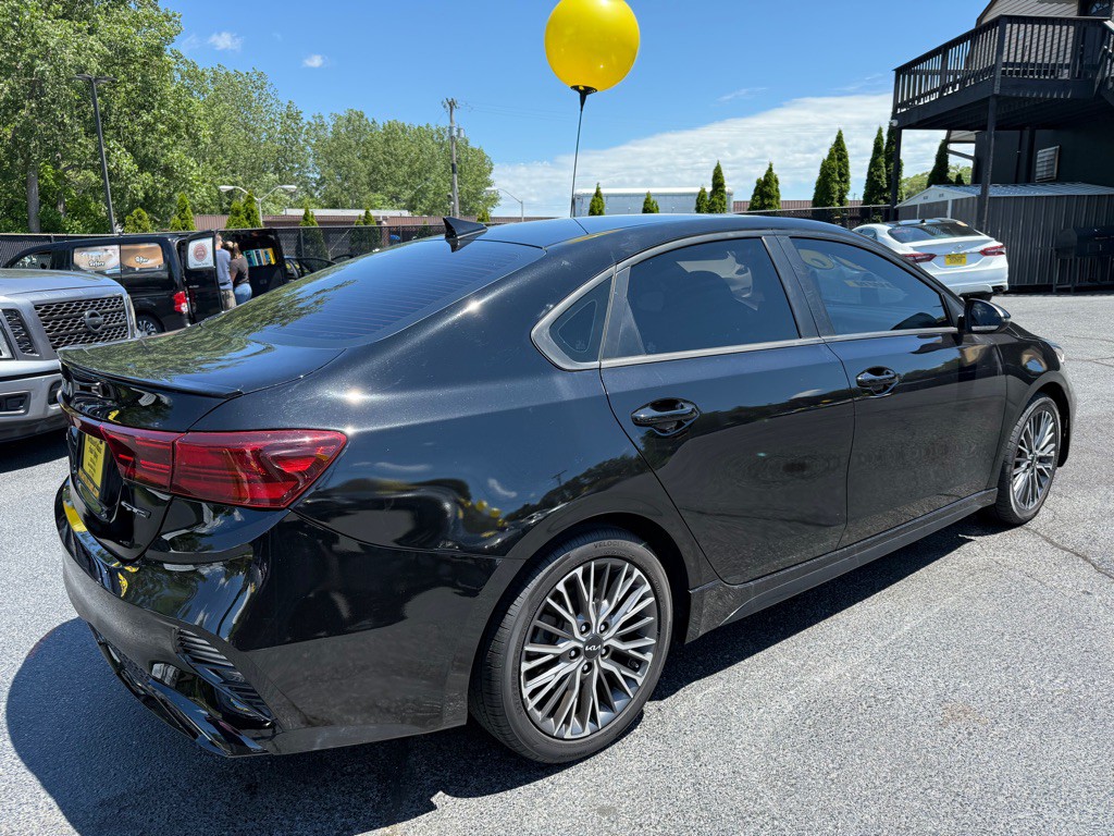2023 Kia Forte Image 6
