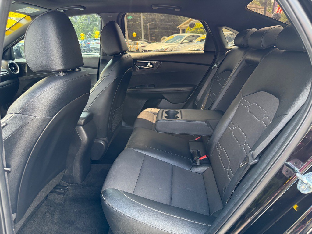 2023 Kia Forte Image 27