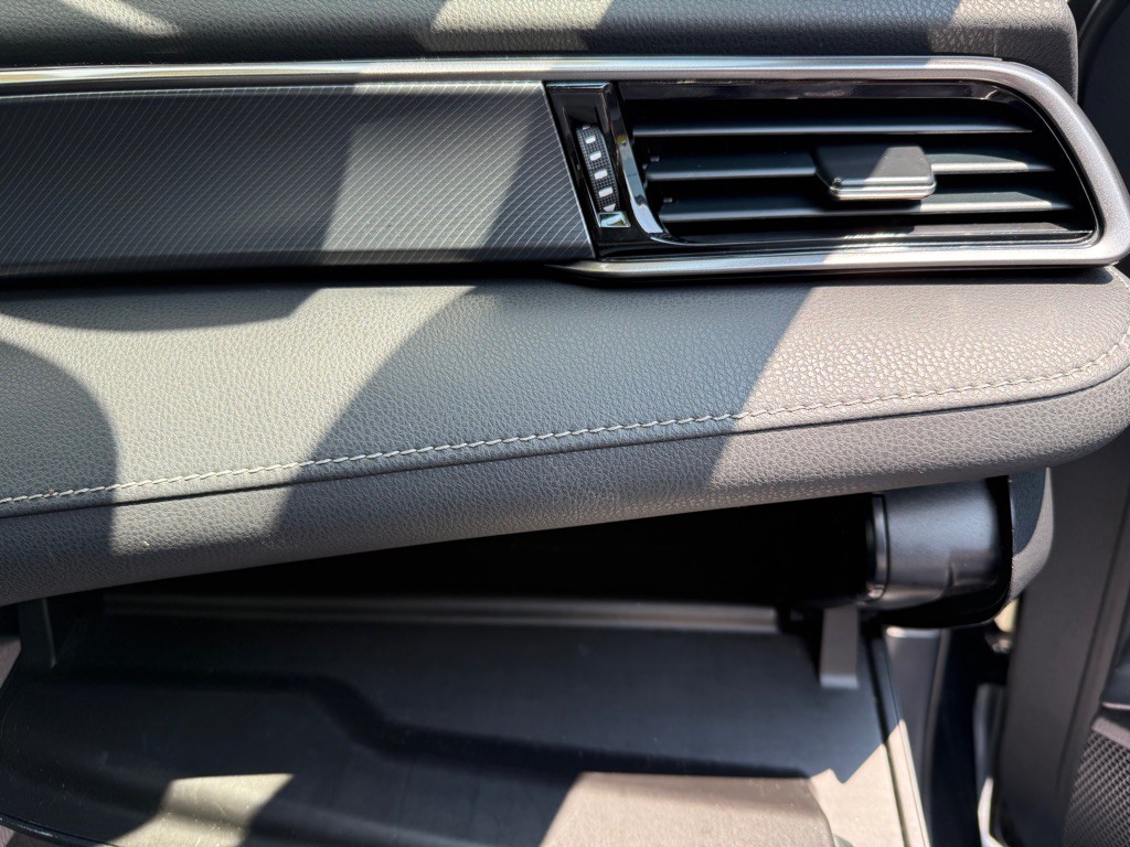 2023 Toyota Camry Image 9