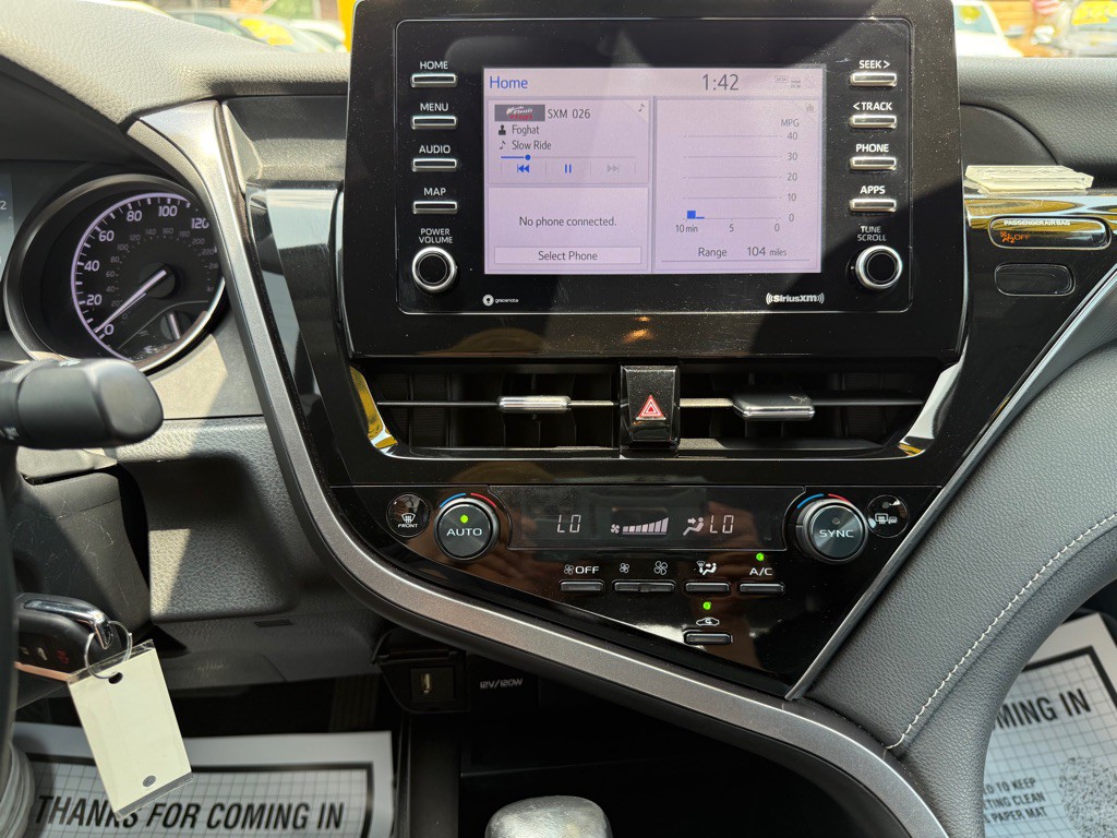 2023 Toyota Camry Image 15