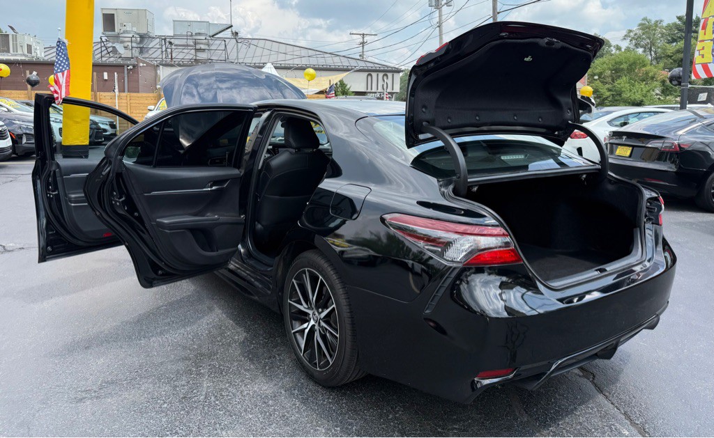2023 Toyota Camry Image 30
