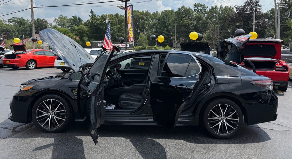 2023 Toyota Camry Image 32