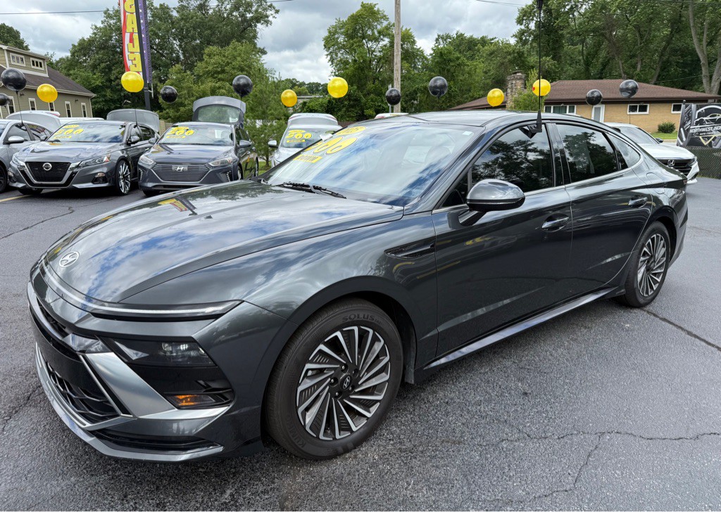 2025 Hyundai Sonata Image 3