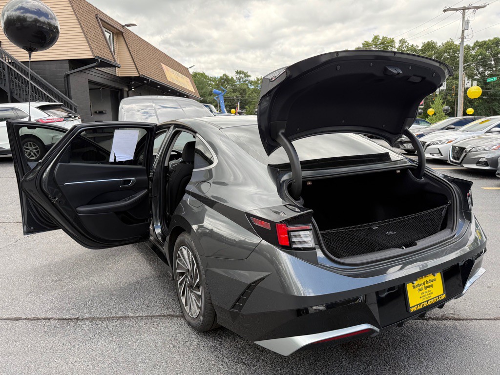 2025 Hyundai Sonata Image 31