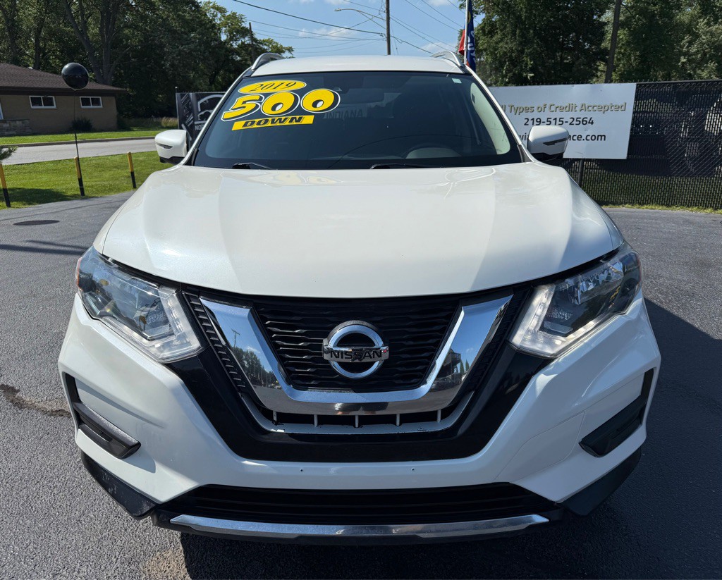 2019 Nissan Rogue Image 2