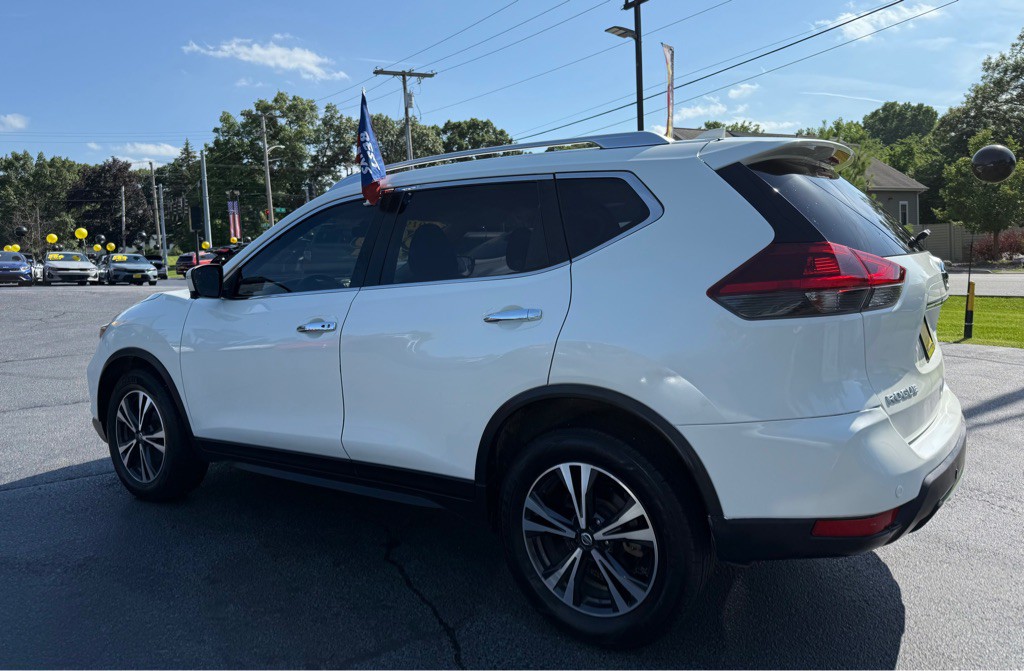 2019 Nissan Rogue Image 4