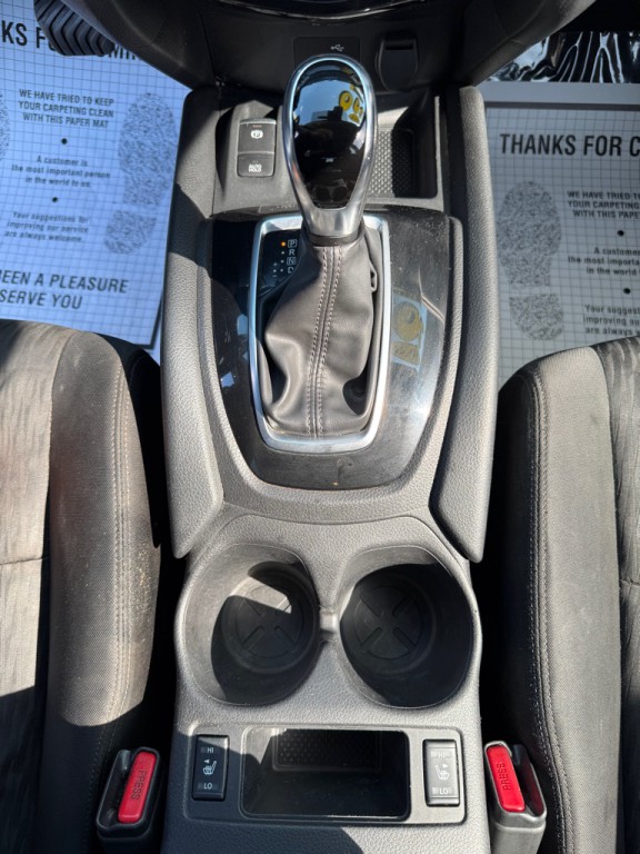 2019 Nissan Rogue Image 24