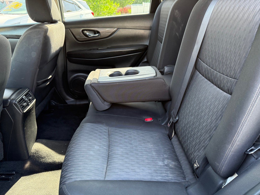 2019 Nissan Rogue Image 27