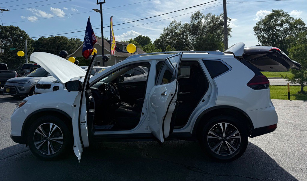 2019 Nissan Rogue Image 36