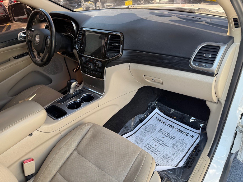 2022 Jeep Grand Cherokee Image 8