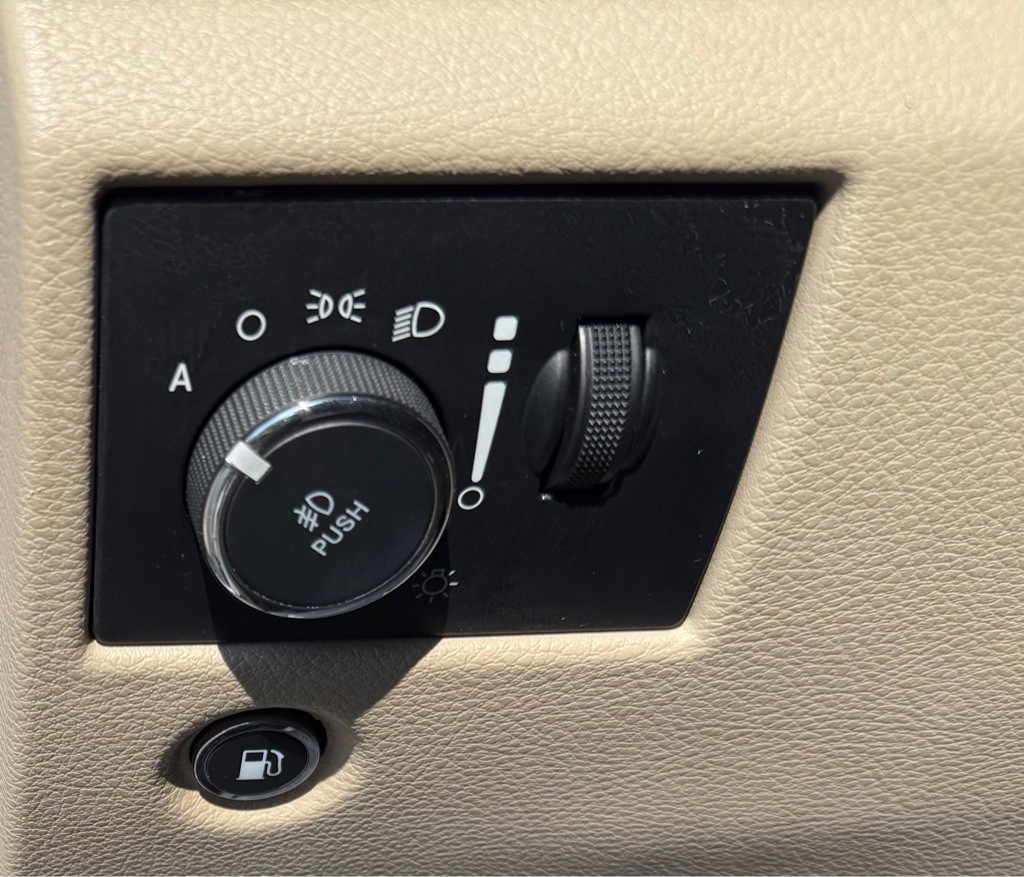 2022 Jeep Grand Cherokee Image 27