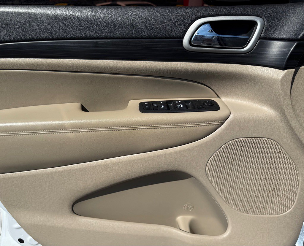 2022 Jeep Grand Cherokee Image 28