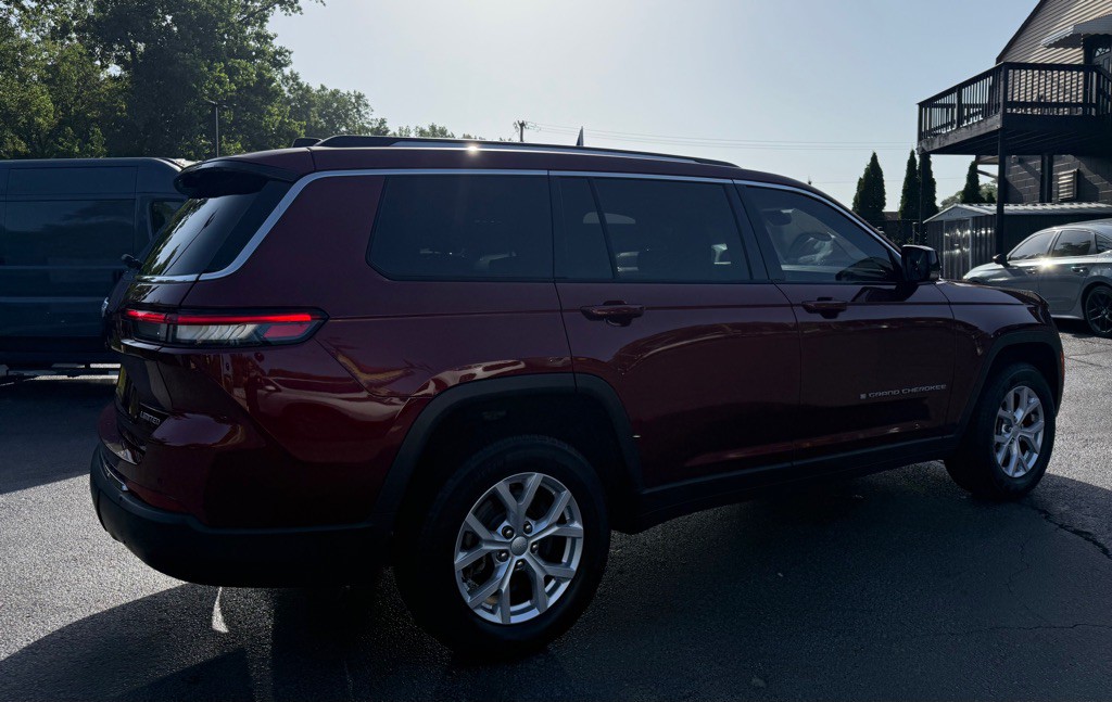 2023 Jeep Grand Cherokee Image 6