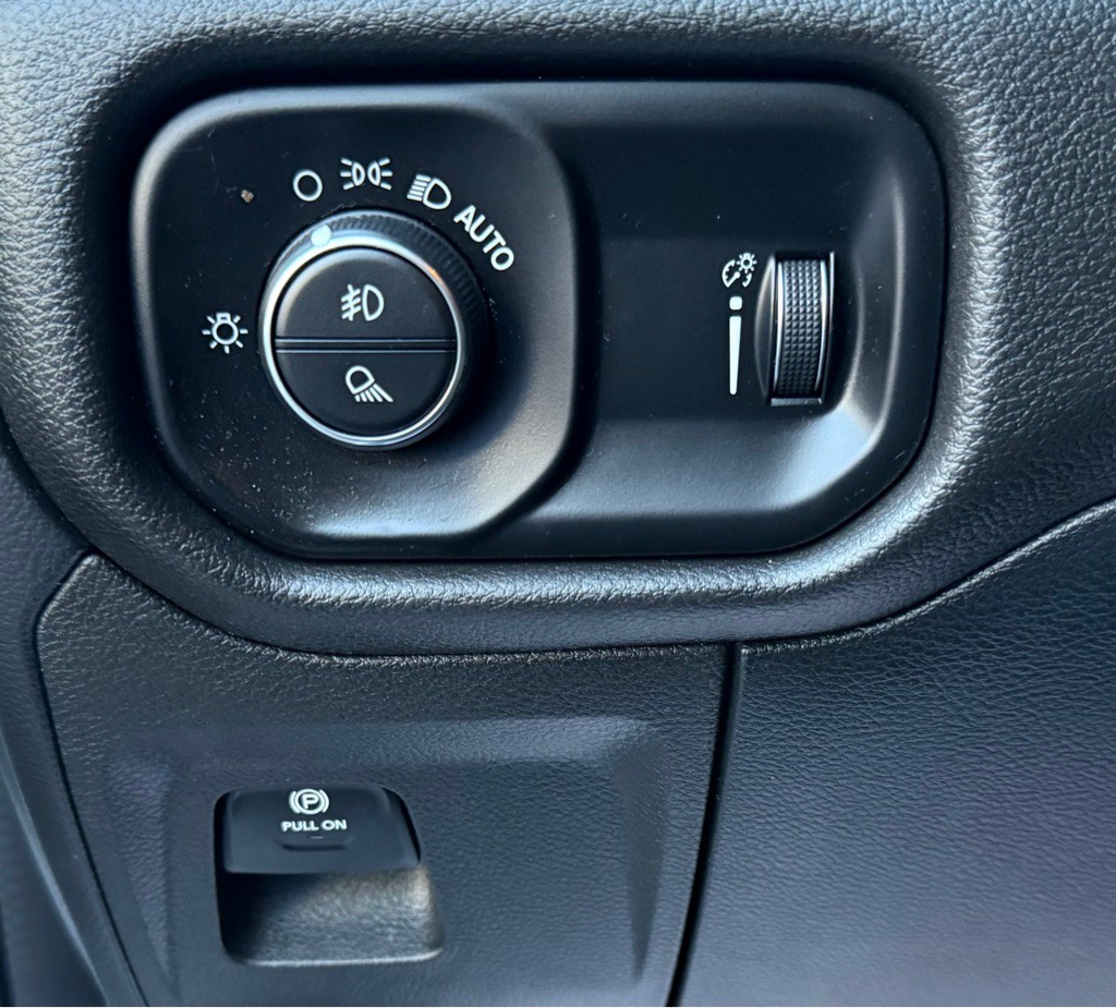 2022 RAM 1500 Image 25