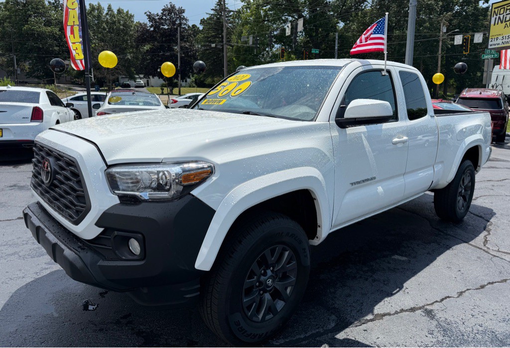 2021 Toyota Tacoma Image 3