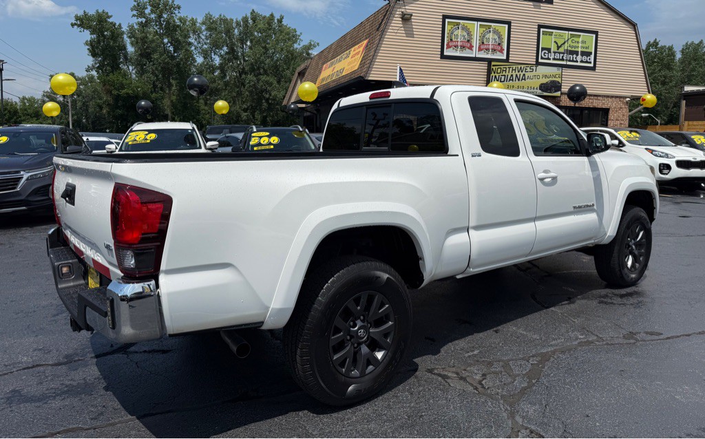 2021 Toyota Tacoma Image 6