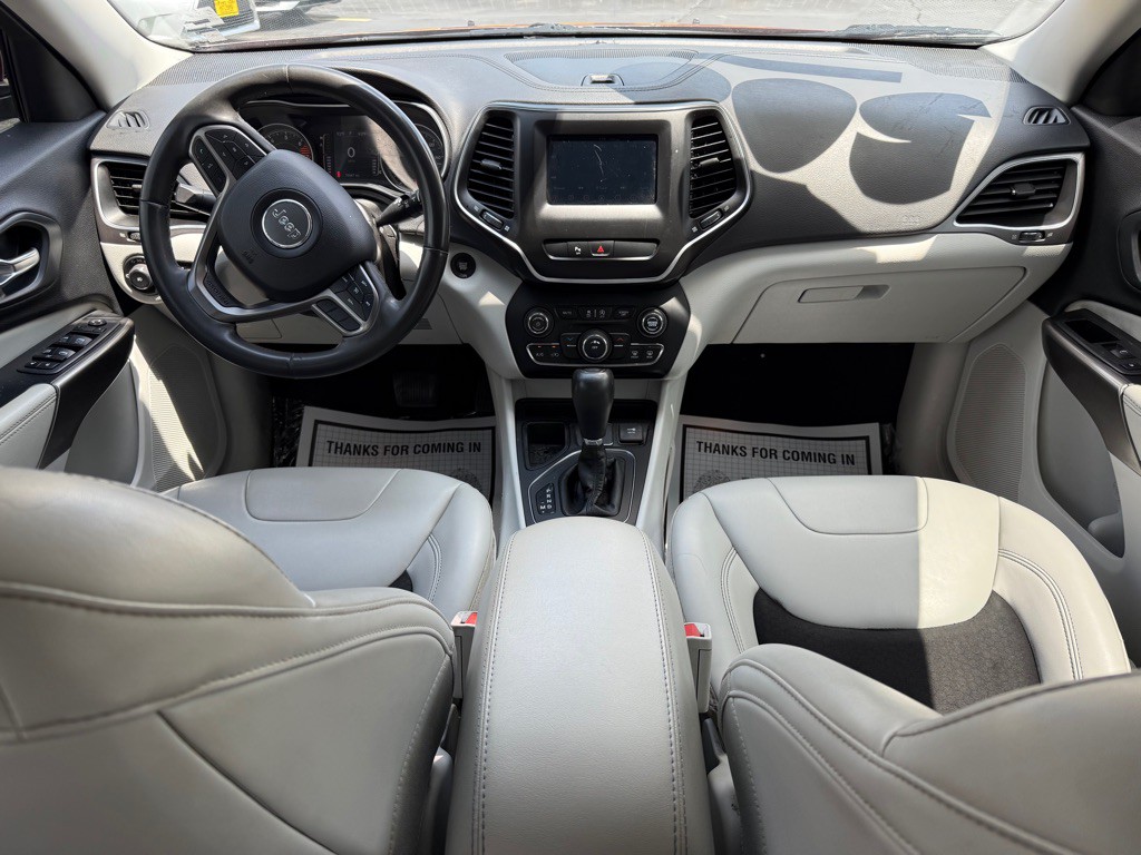 2020 Jeep Cherokee Image 10