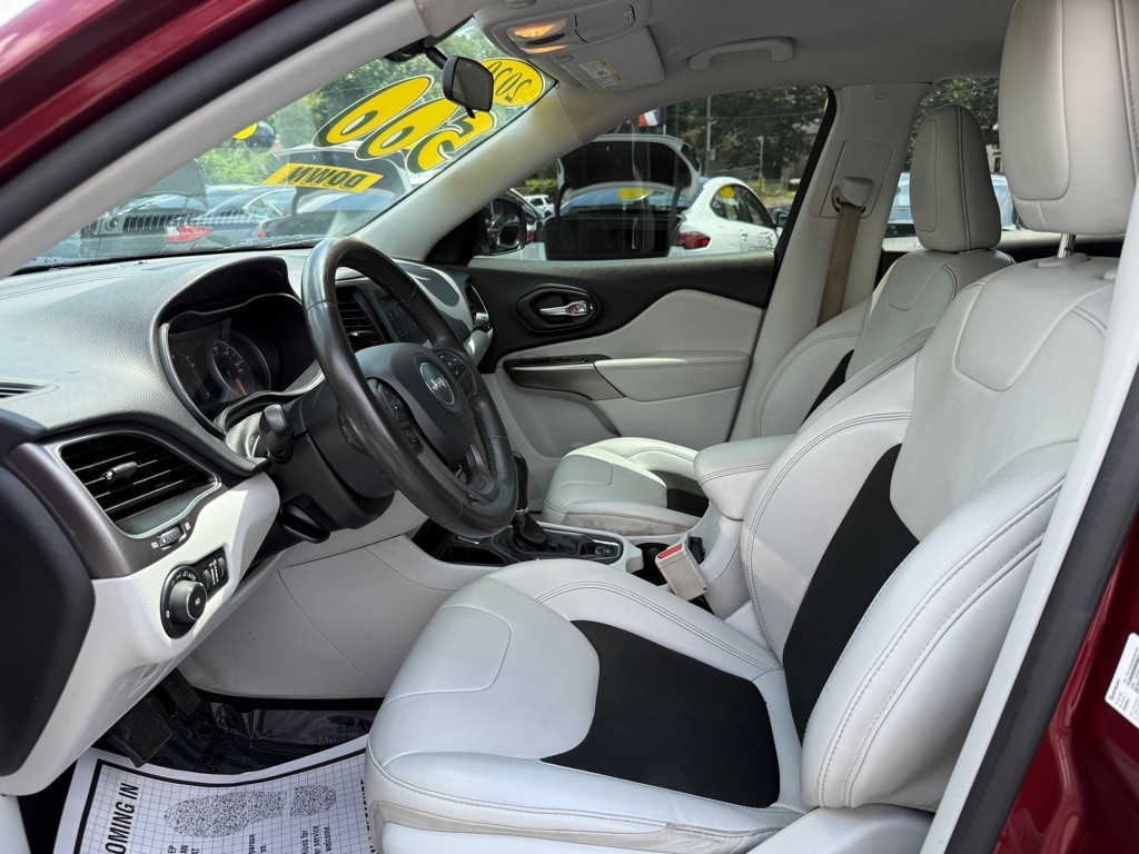 2020 Jeep Cherokee Image 27