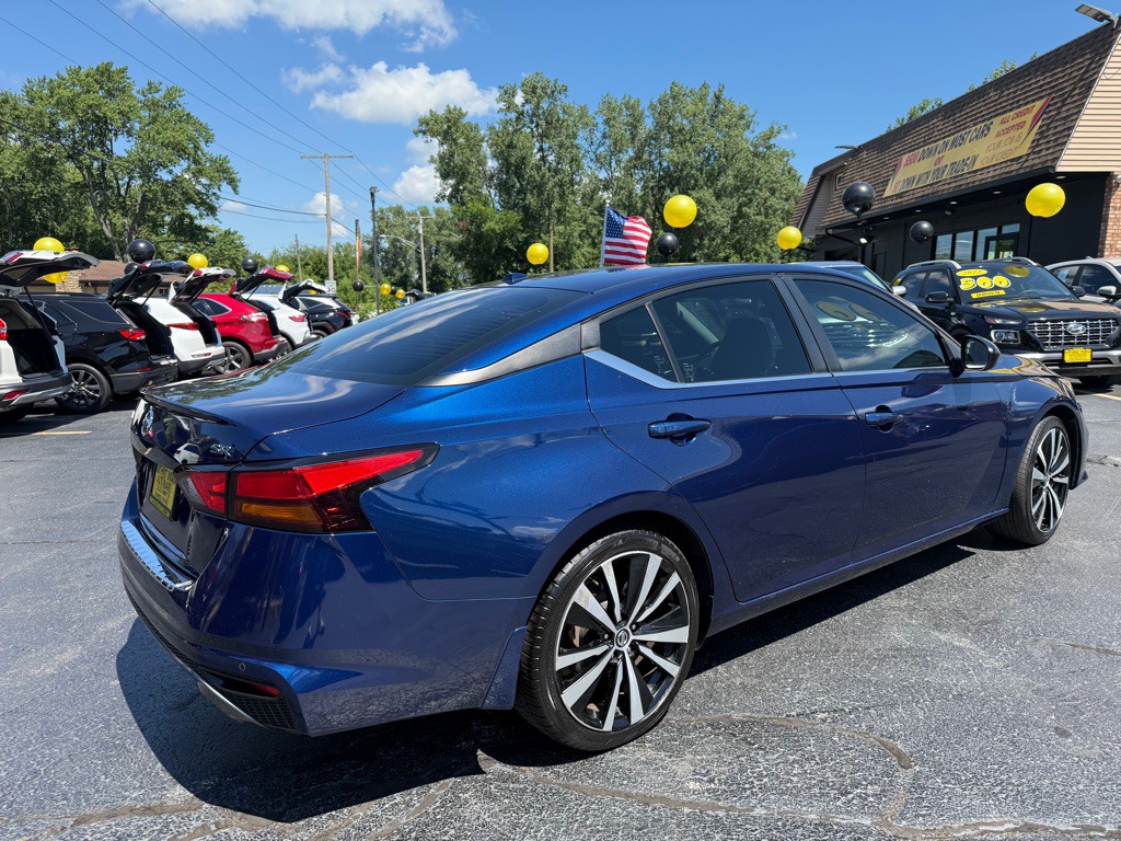 2022 Nissan Altima Image 6