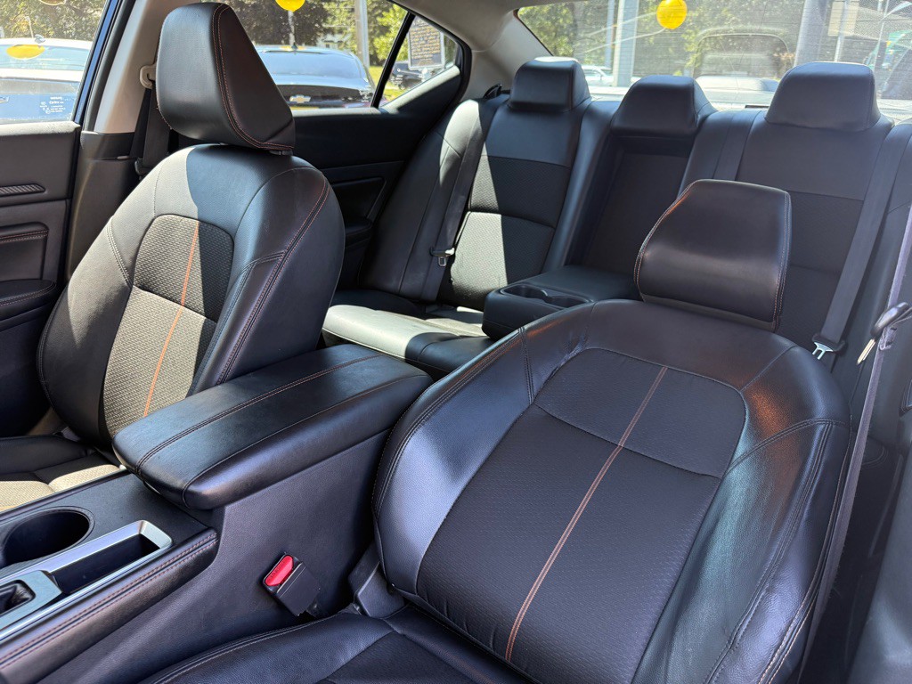 2022 Nissan Altima Image 23