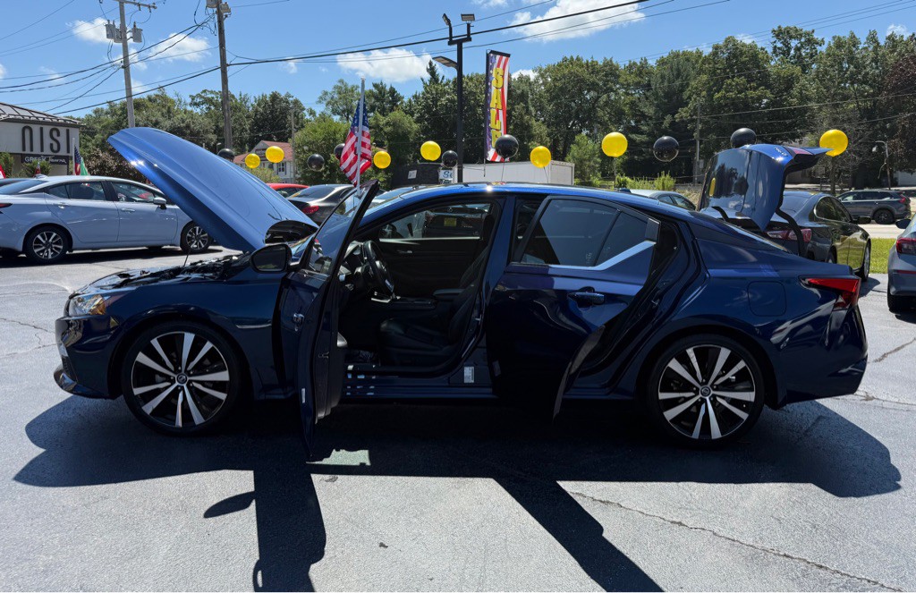 2022 Nissan Altima Image 34