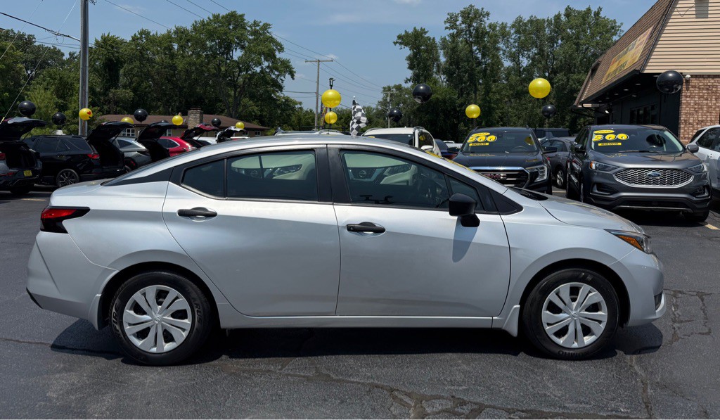 2025 Nissan Versa Image 7