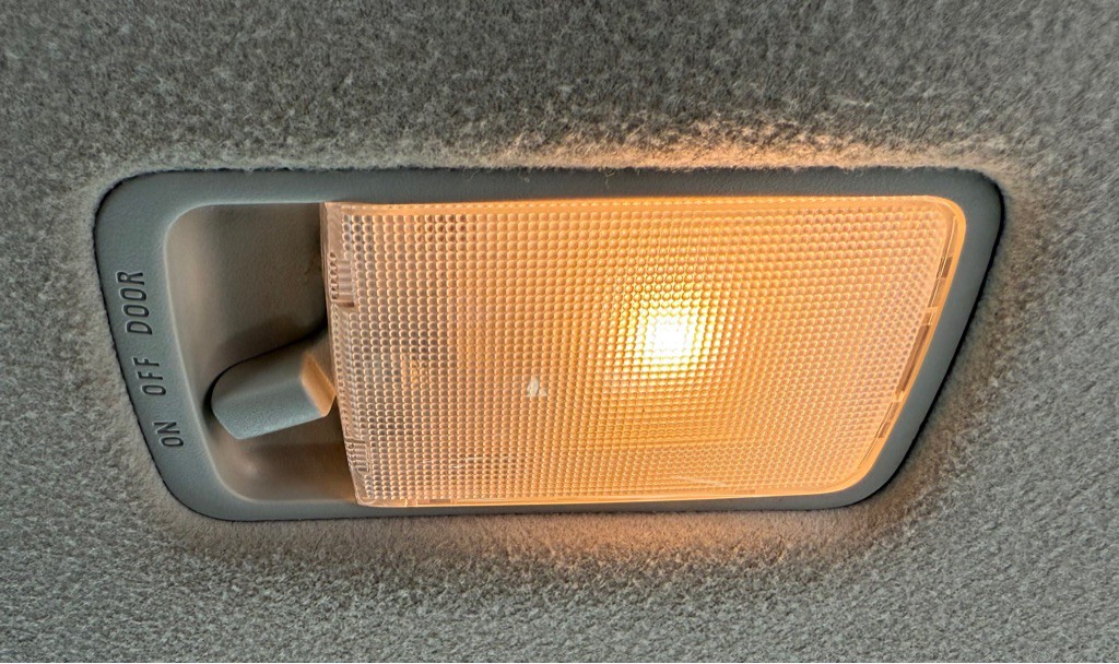 2025 Nissan Versa Image 11
