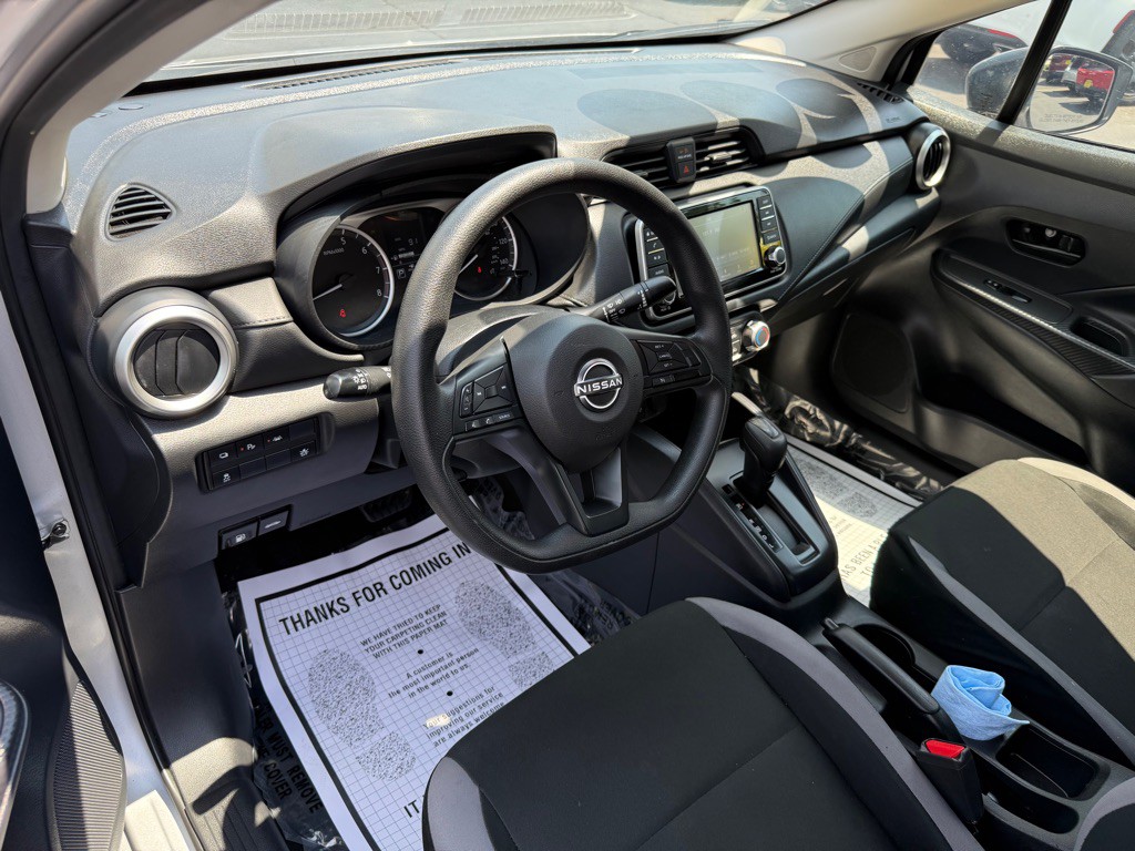 2025 Nissan Versa Image 13