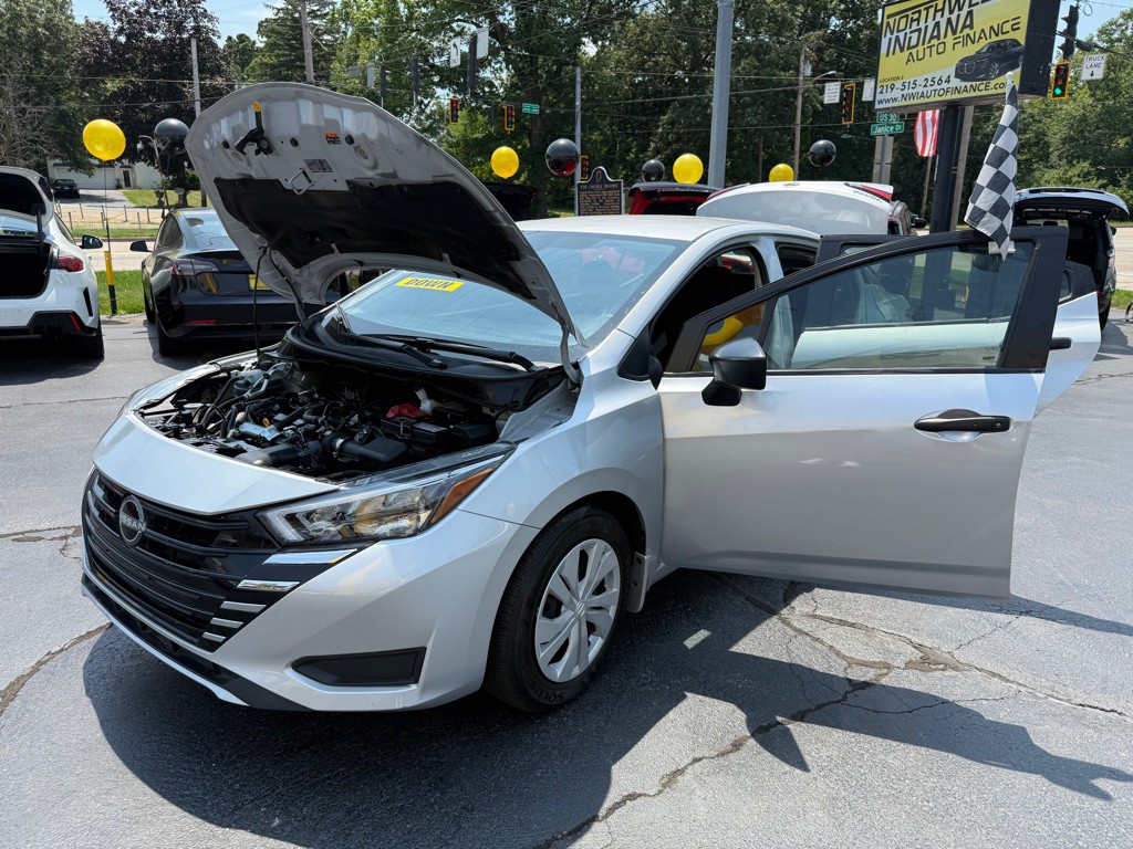 2025 Nissan Versa Image 32