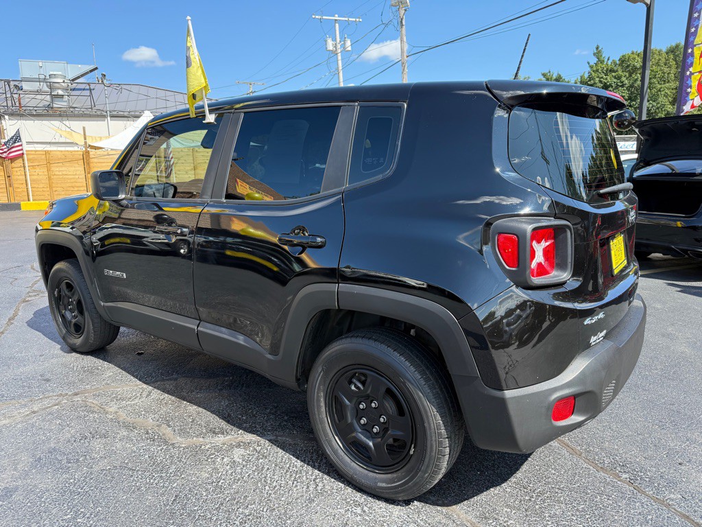 2022 Jeep Renegade Image 4