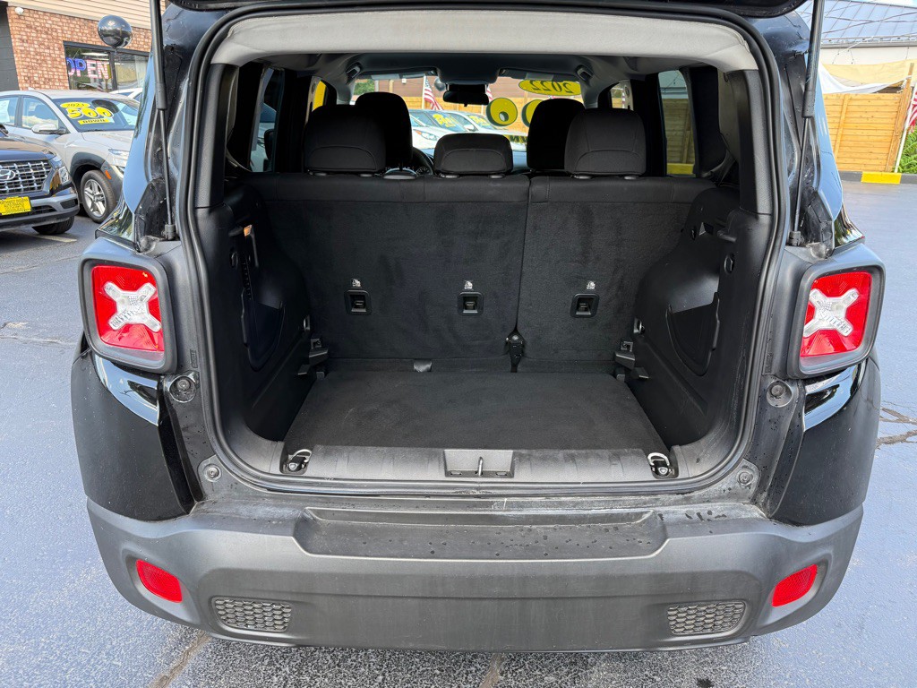 2022 Jeep Renegade Image 12
