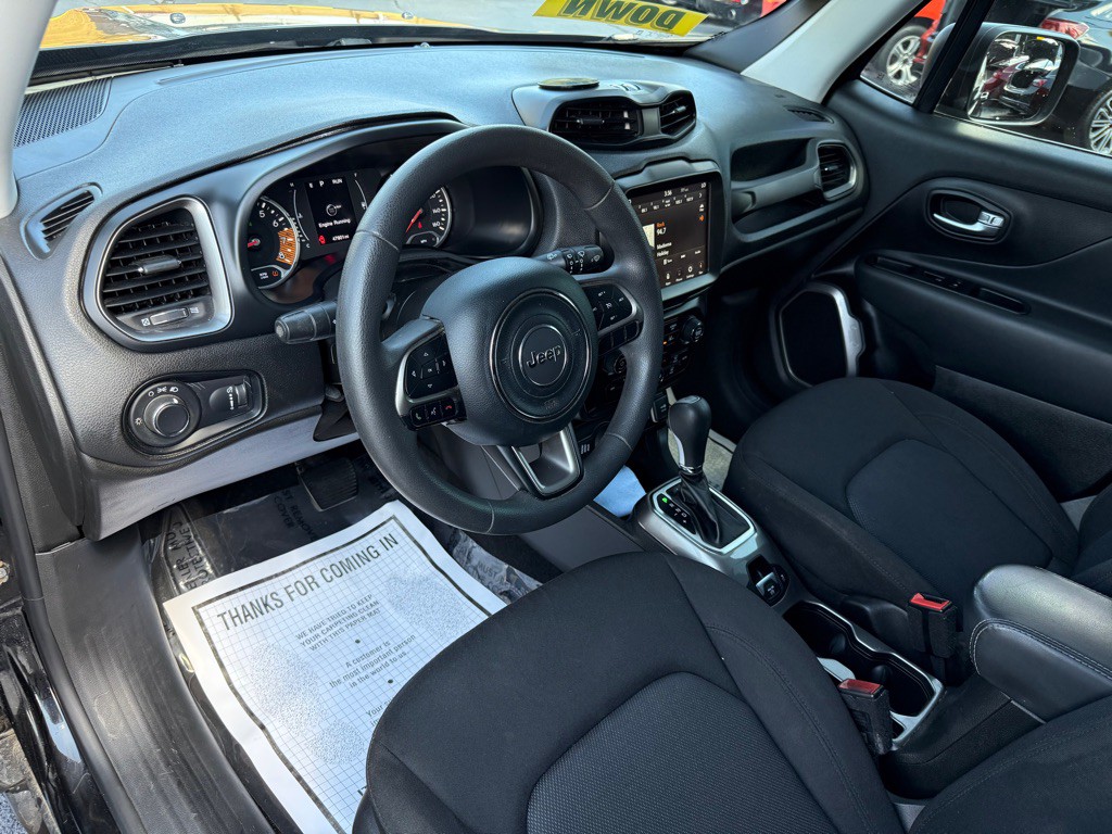 2022 Jeep Renegade Image 13