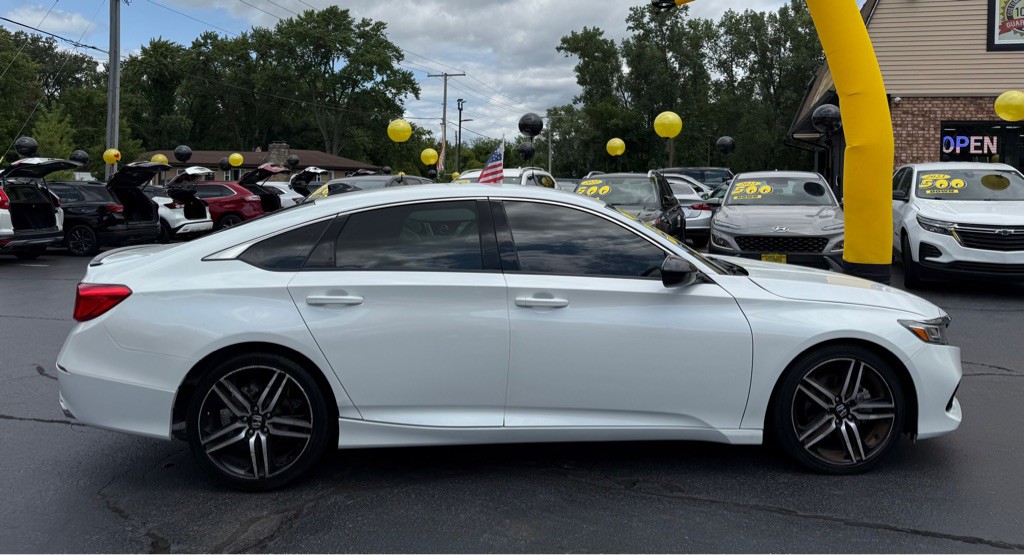 2022 Honda Accord Image 7