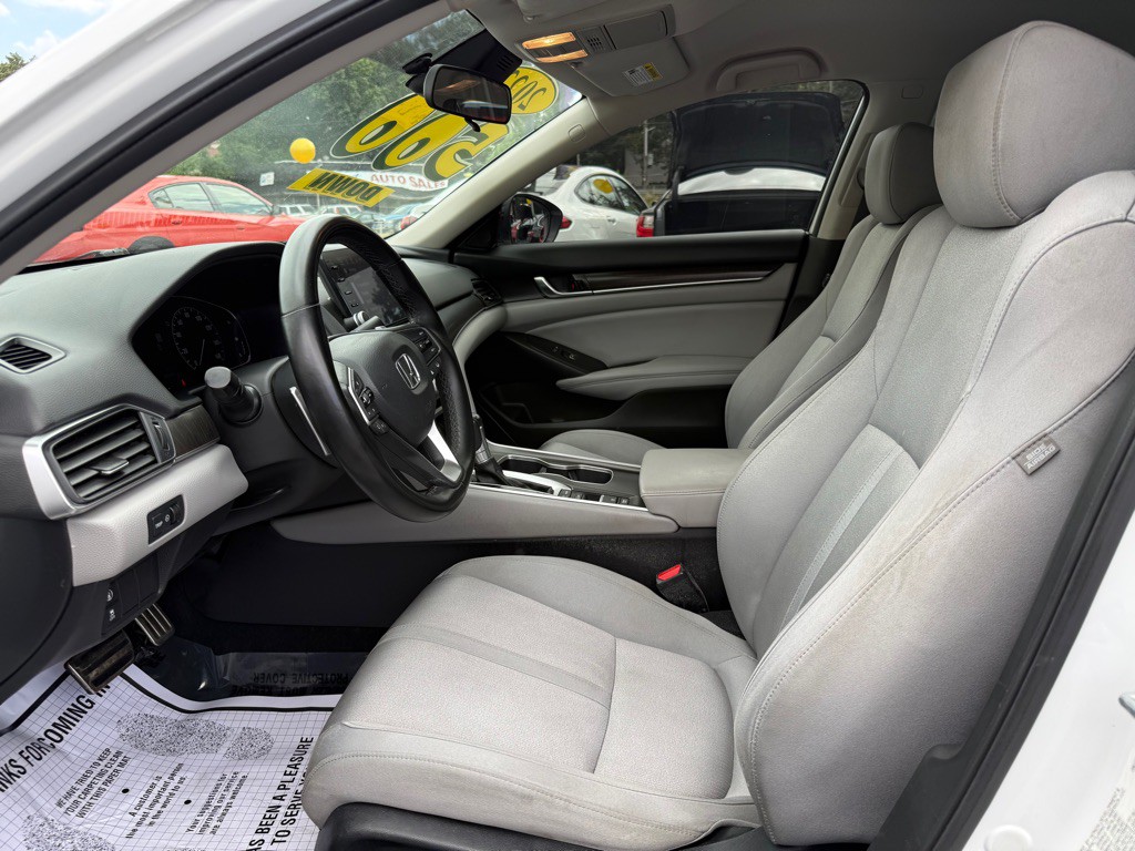 2022 Honda Accord Image 27