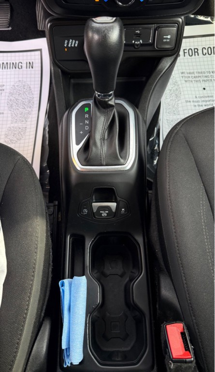 2023 Jeep Renegade Image 21