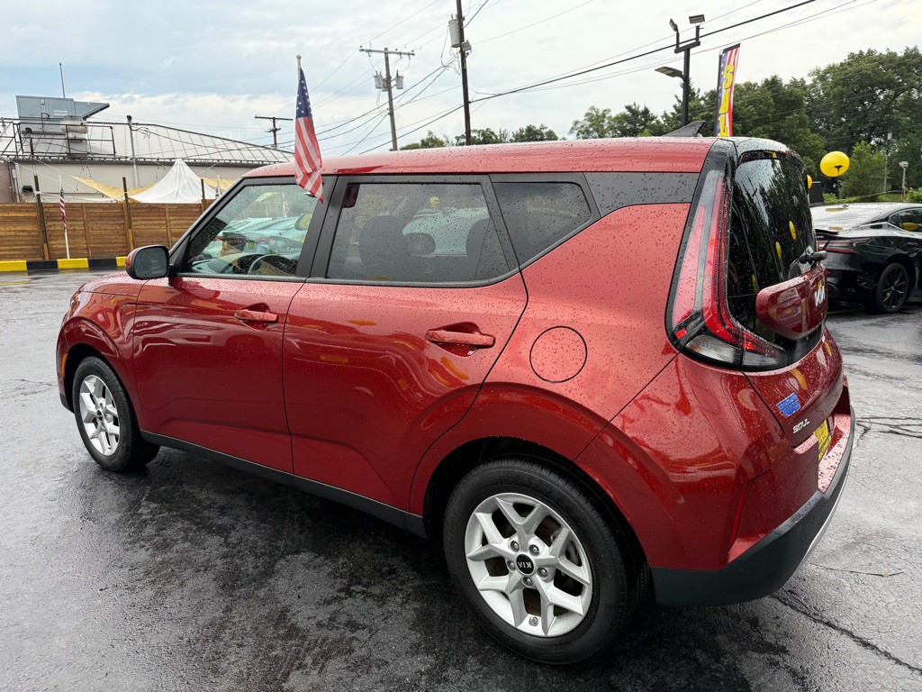 2024 Kia Soul Image 4