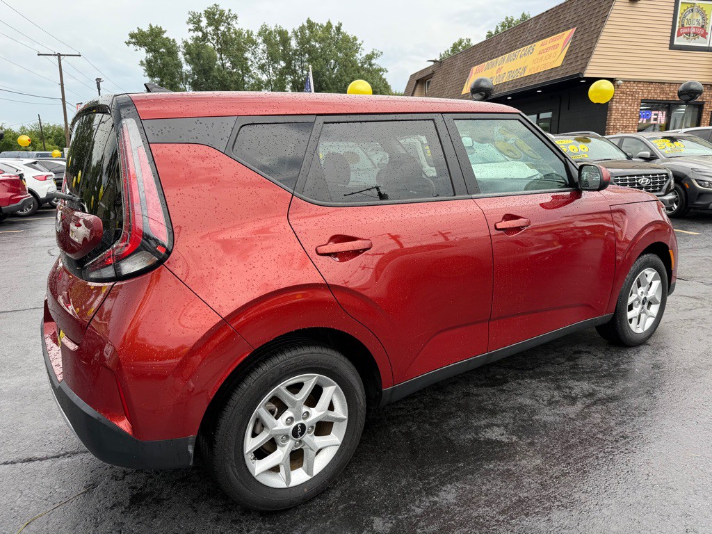 2024 Kia Soul Image 6