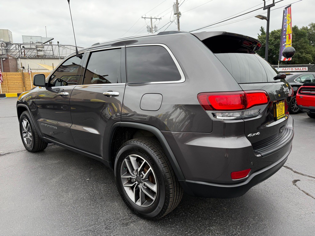 2021 Jeep Grand Cherokee Image 4