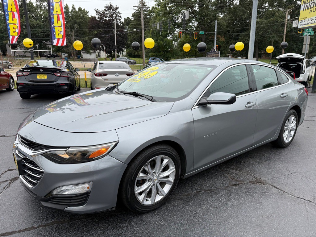 2025 Chevrolet Malibu Image 3