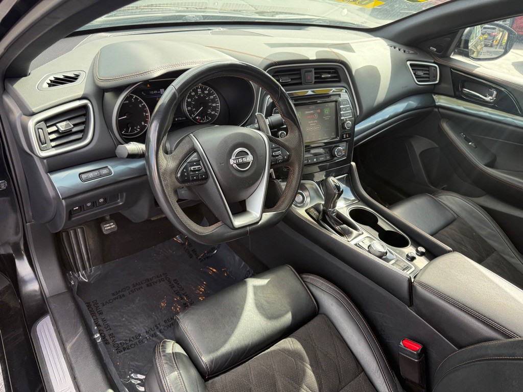 2023 Nissan Maxima Image 13