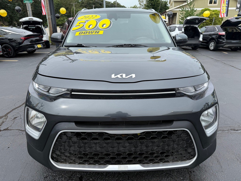 2022 Kia Soul Image 2