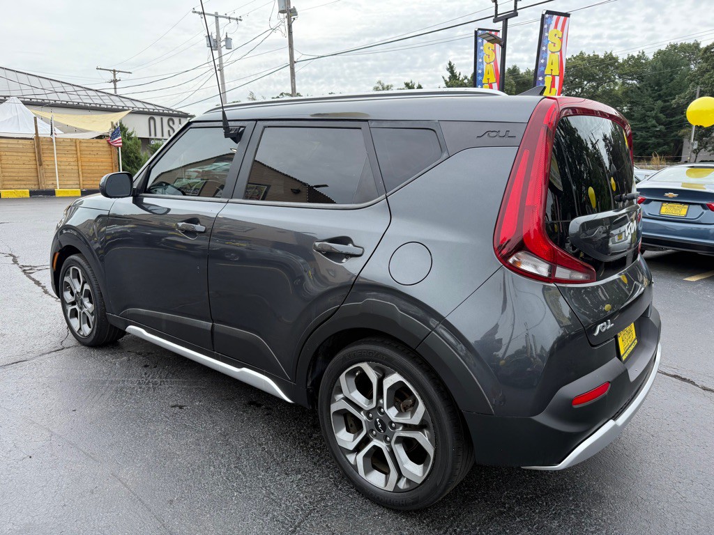 2022 Kia Soul Image 4