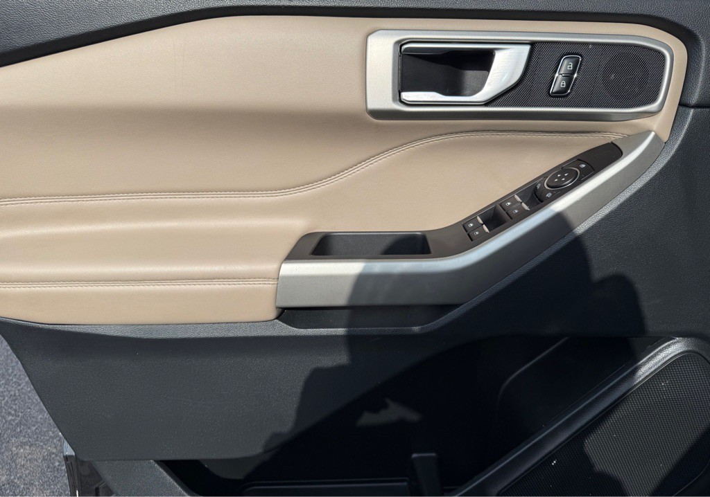 2023 Ford Explorer Image 31